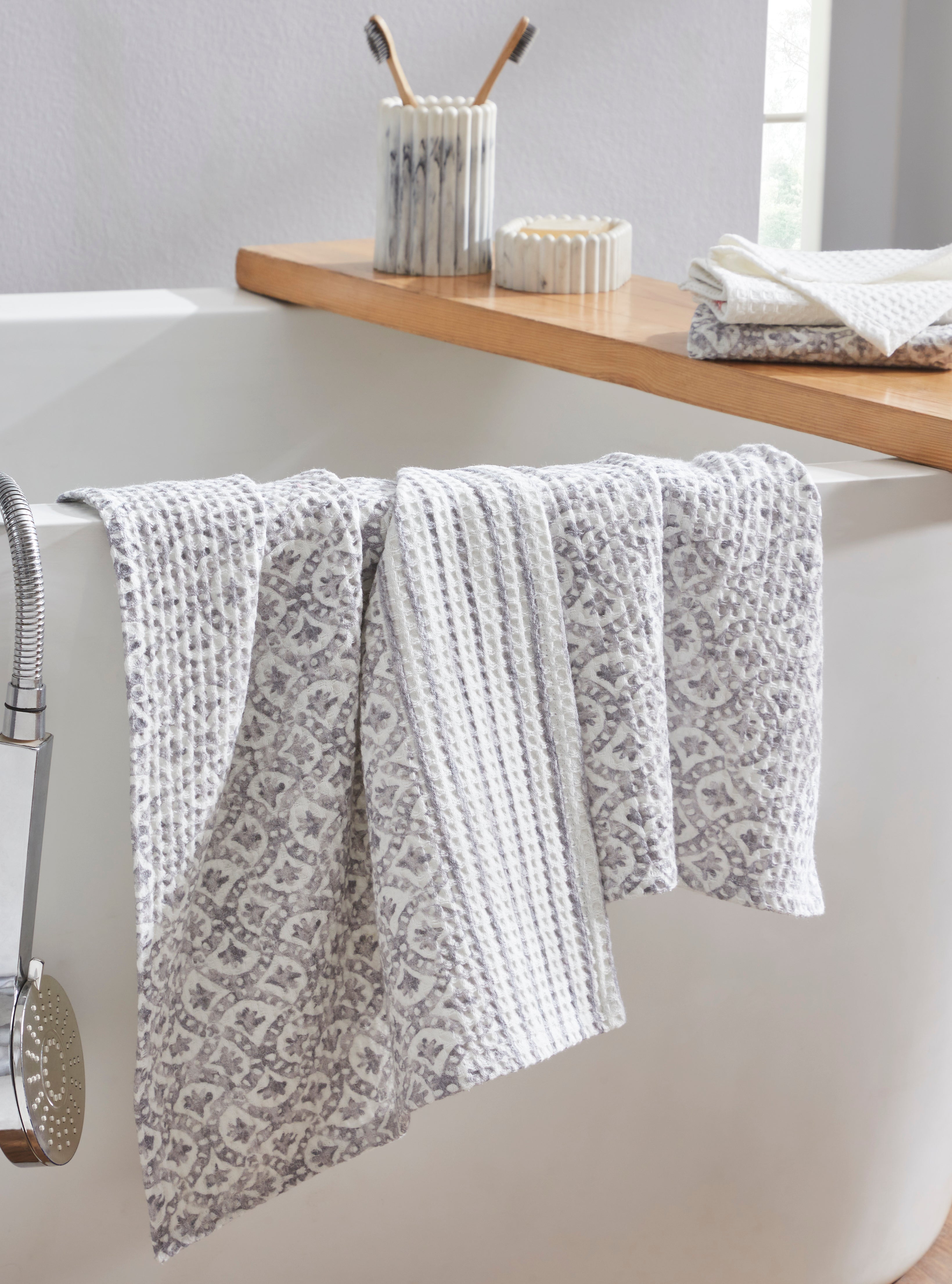 Tessellate Grey Hand Towel | Set Of 2
