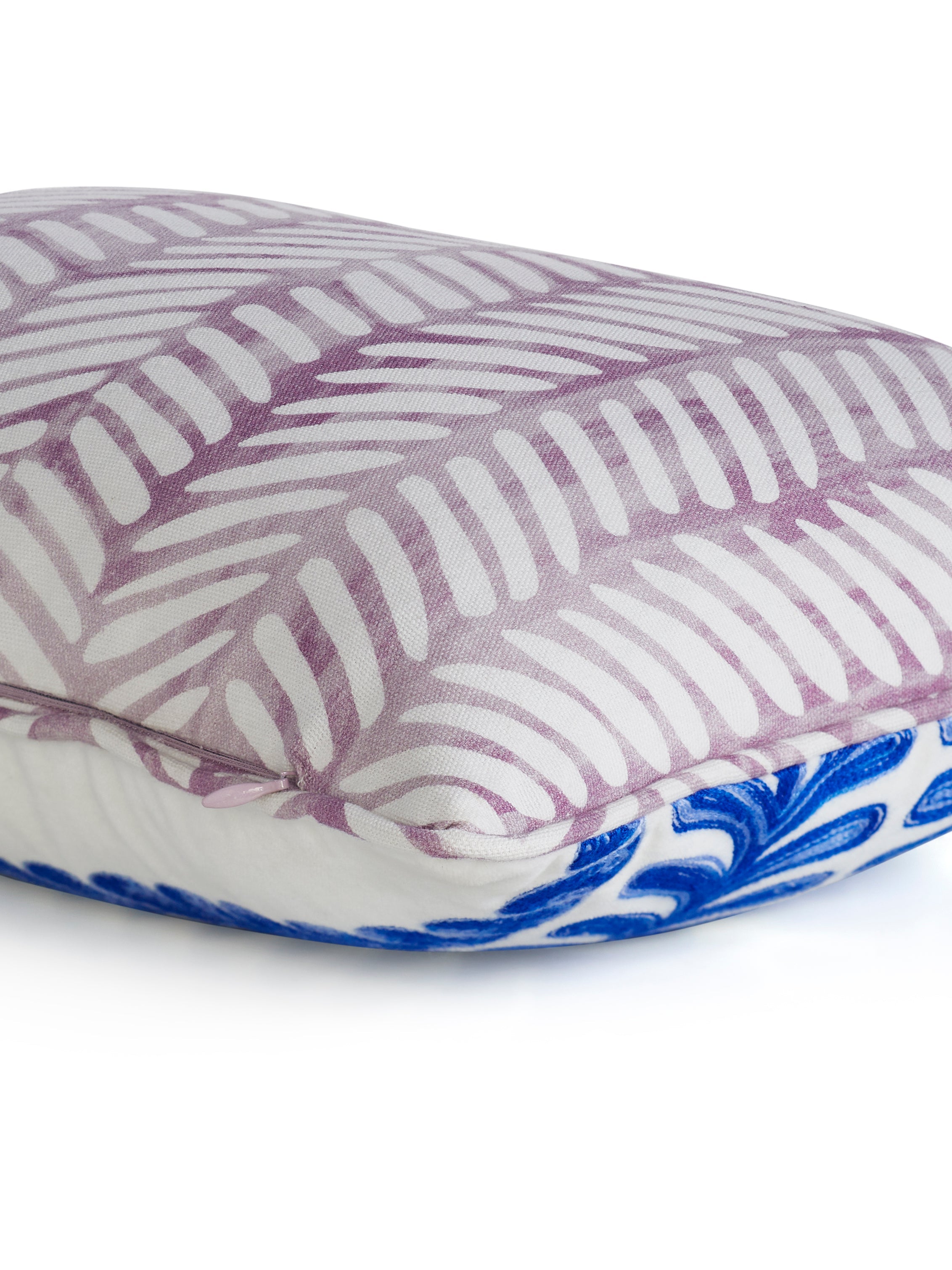 Ayna Linear Leaf Blue Cushion Cover